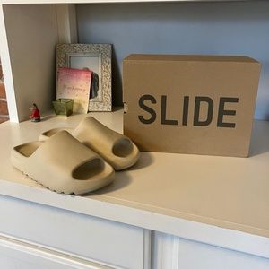 2022 Yeezy Slide Bone